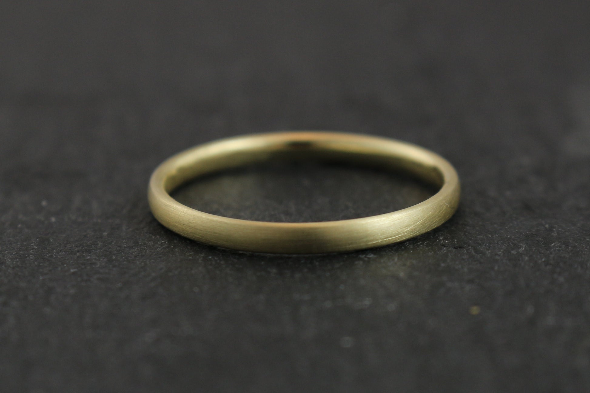 Eheringe gold schmal und matt