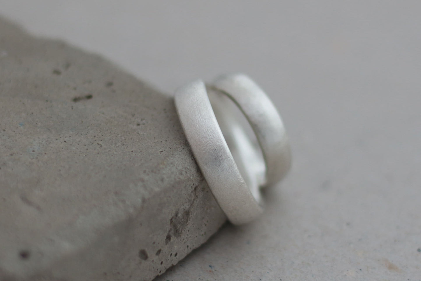 Ringpaar, Eheringe Silber schlicht und breit