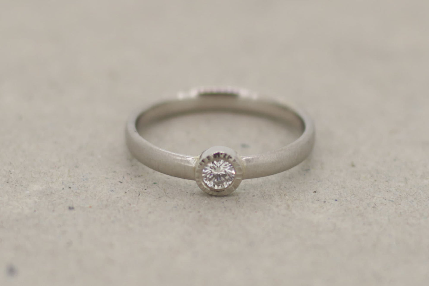 Platin Eheringe Damenring Solitär mit Brillant