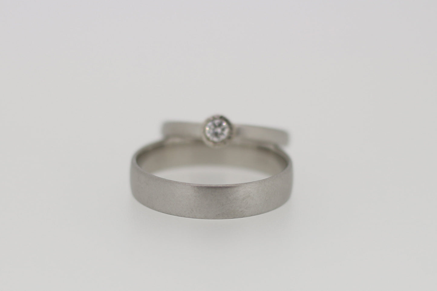 Platin Eheringe Damenring Solitär mit Brillant