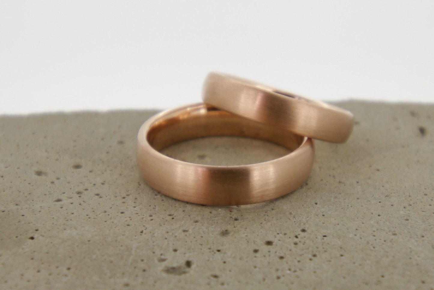 Rotgold Eheringe (333/585/750) | schlicht und matt