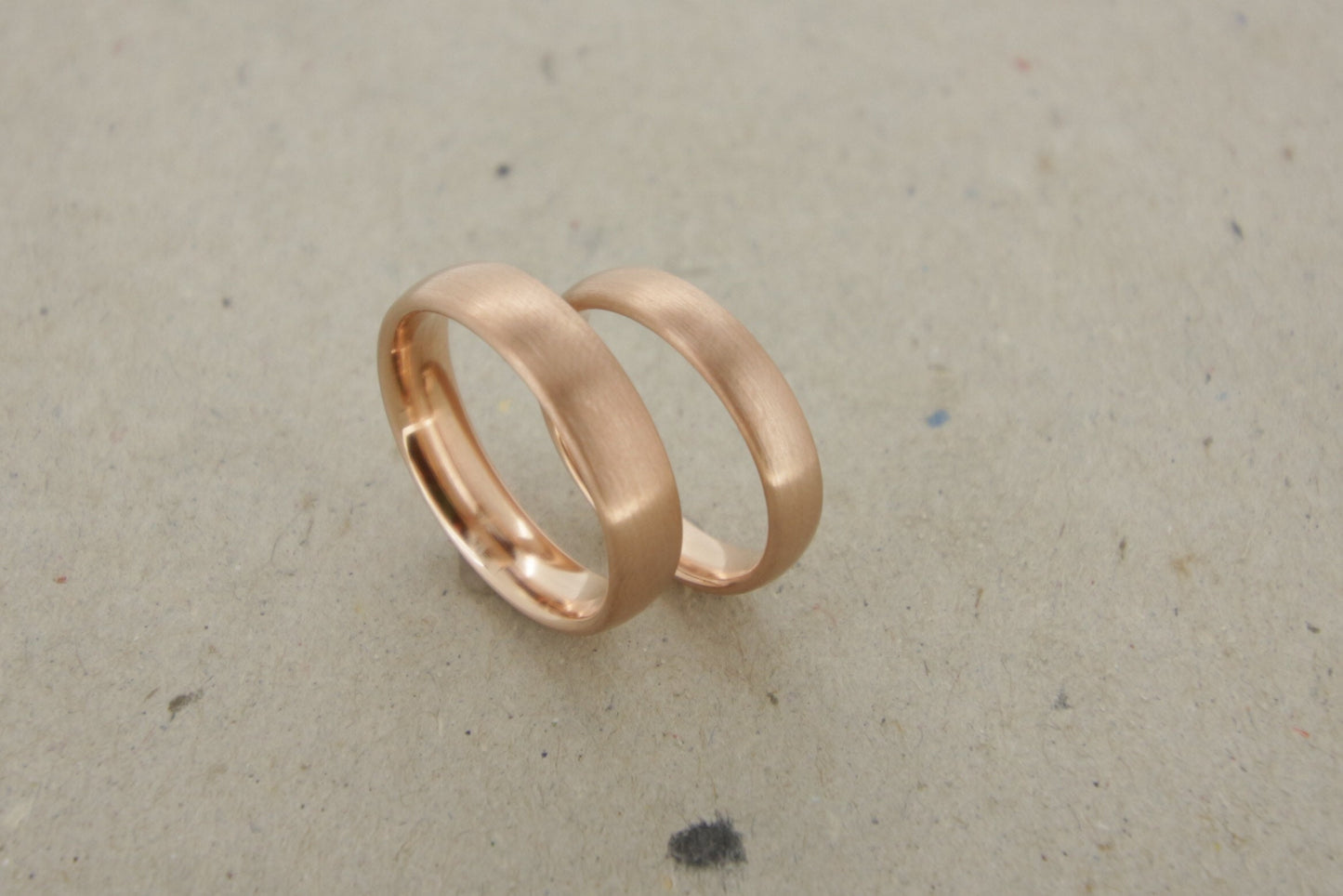 Rotgold Eheringe (333/585/750) | schlicht und matt