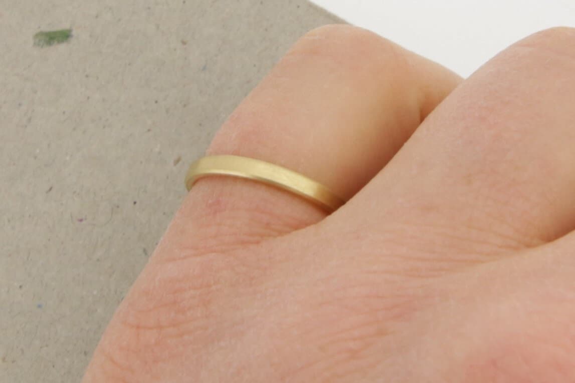 Eheringe Gelbgold, gerade, mattiert