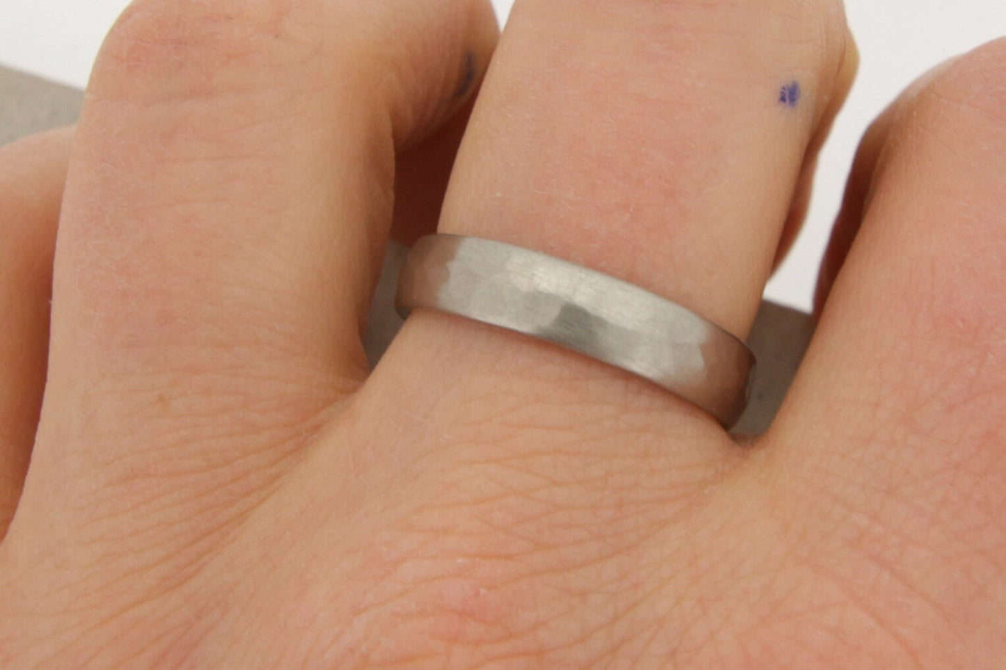 Gelbgold (585) und Platin (500) Eheringe | zweifarbig - Goldschmiede Miret