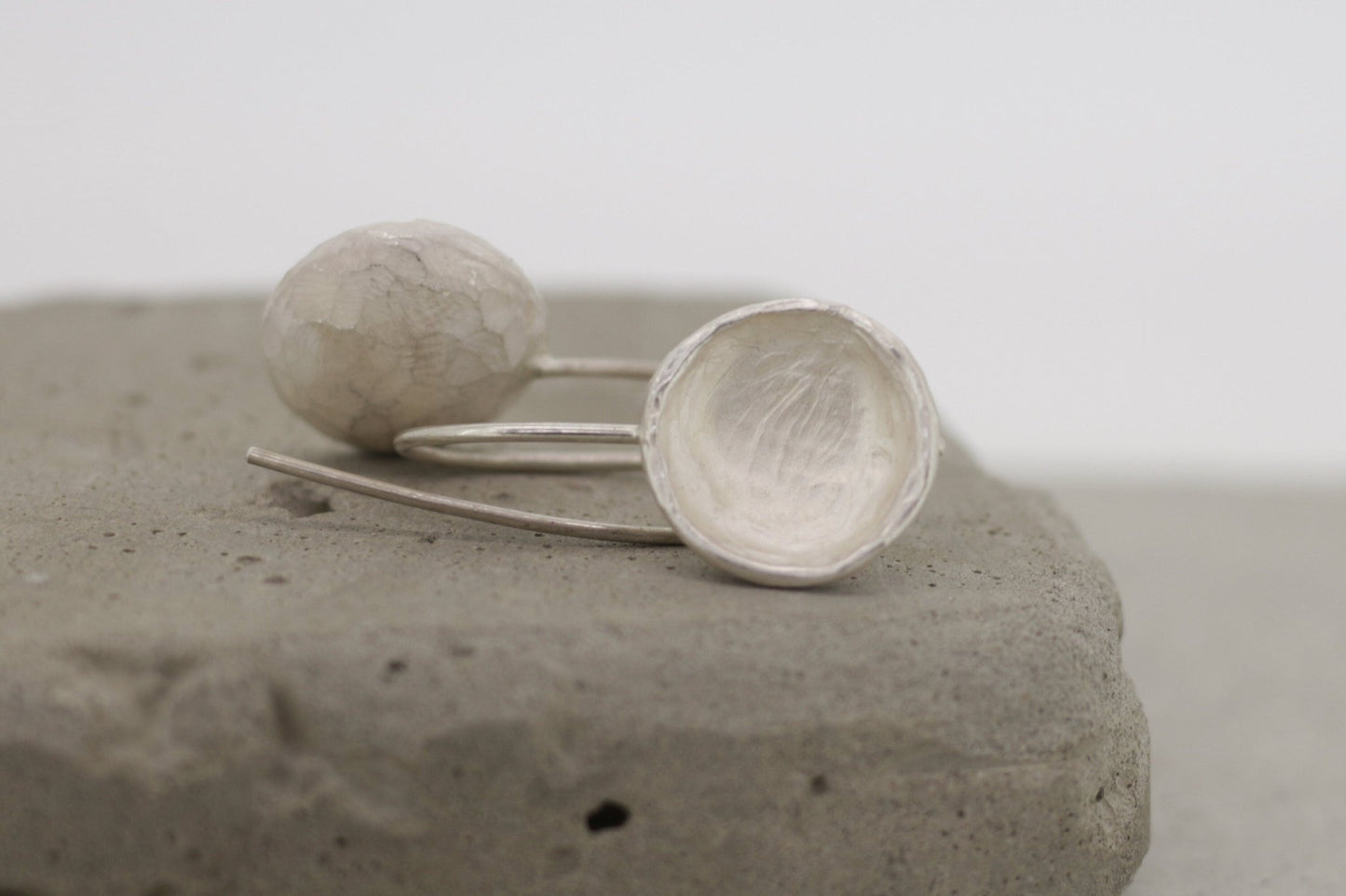 Ohrhänger Schalen aus Silber | unregelmäßig - Goldschmiede Miret