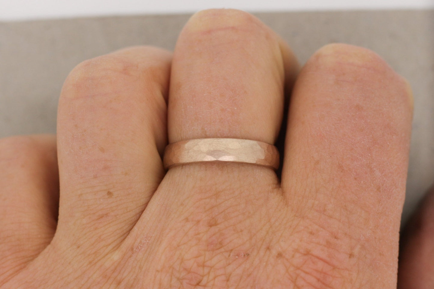 Roségold Eheringe (333/585/750) | gehämmert | oval, rund, abgerundet, gewölbt - Goldschmiede Miret