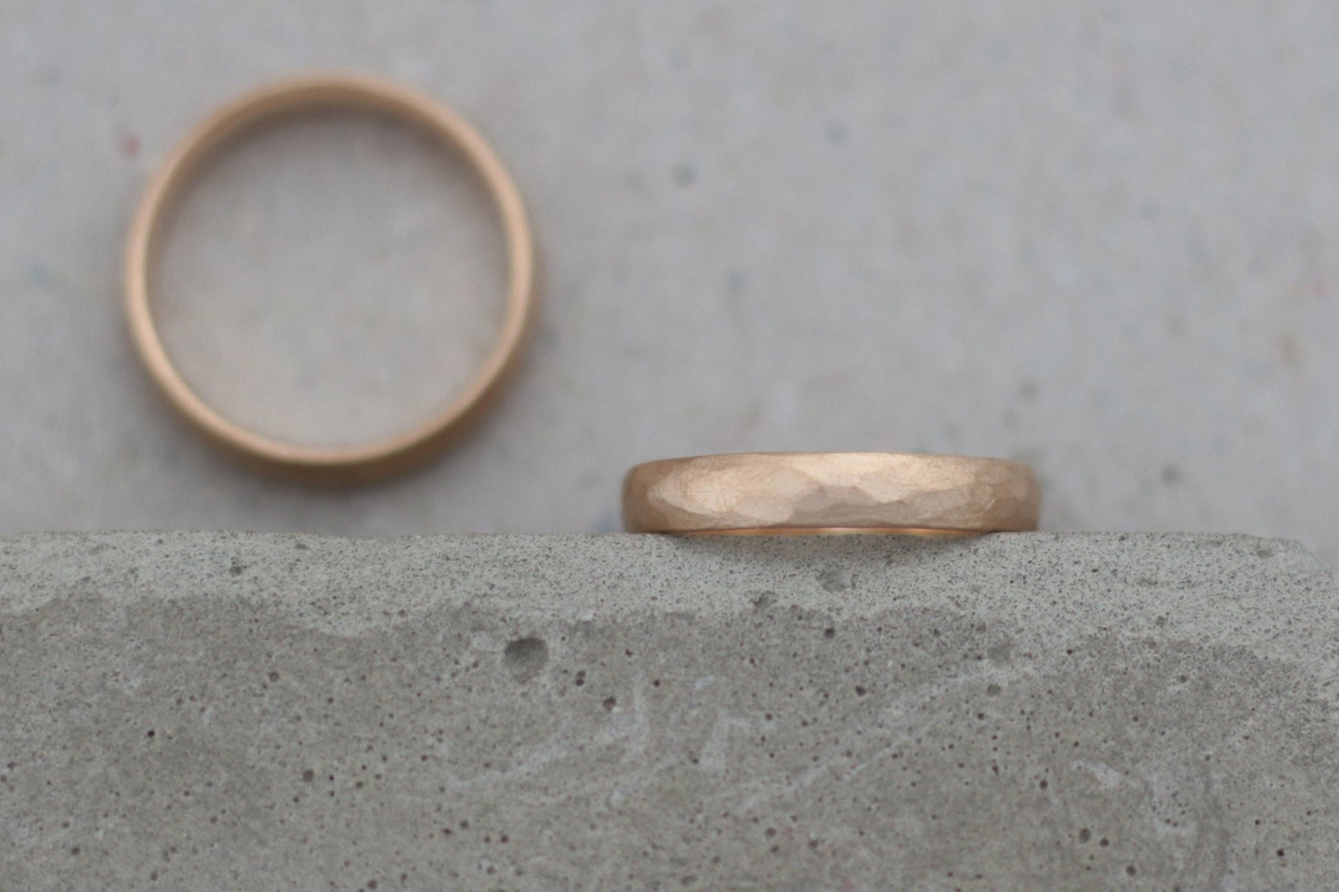 Roségold Eheringe (333/585/750) | gehämmert, oval ,rund, abgerundet, gewölbt - Goldschmiede Miret