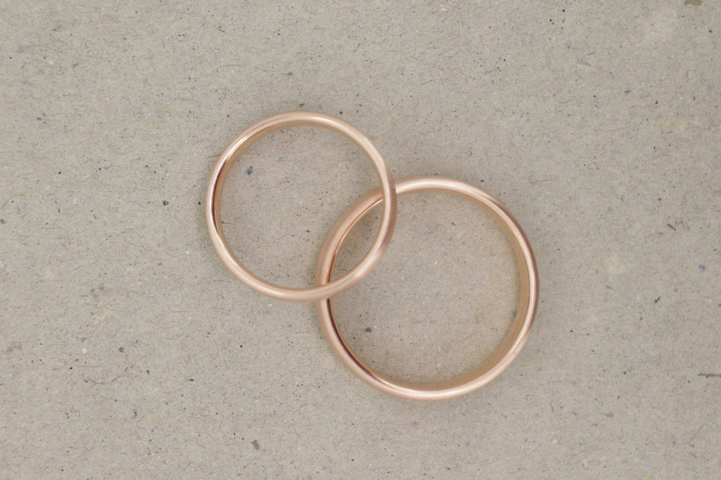 Rotgold Eheringe (333/585/750) | schlicht und matt - Goldschmiede Miret