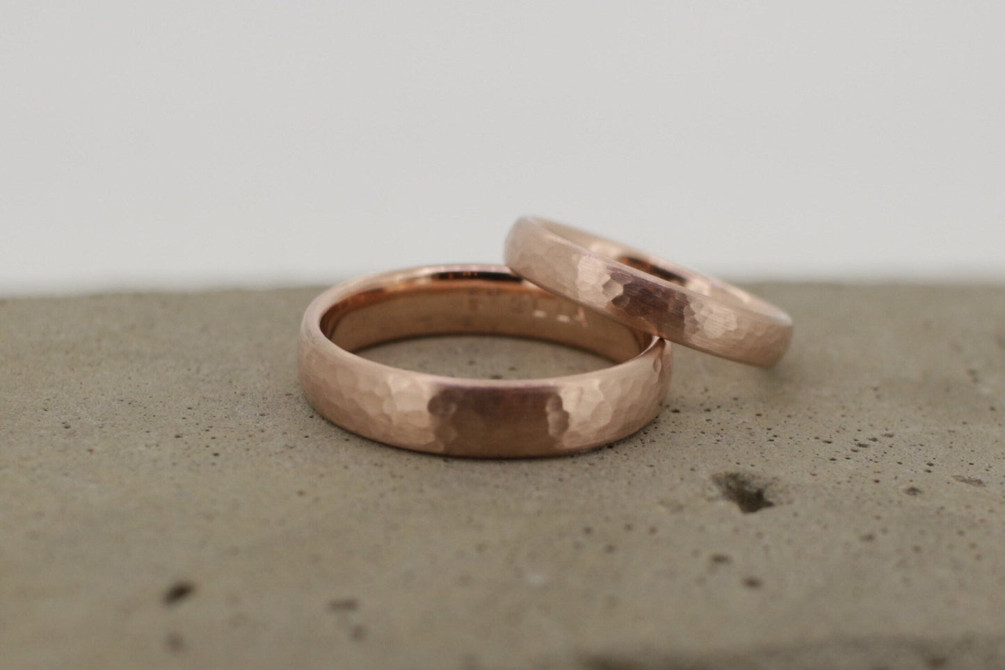 Rotgold Eheringe (333/585/750) | schlicht und matt - Goldschmiede Miret