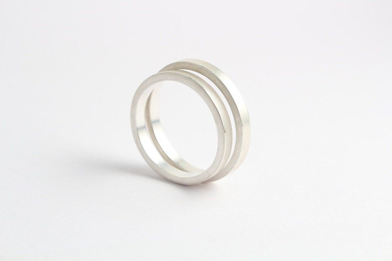 Silber Eheringe (925) | 3mm | gerade, massiv, matt, kantiges Profil - Goldschmiede Miret