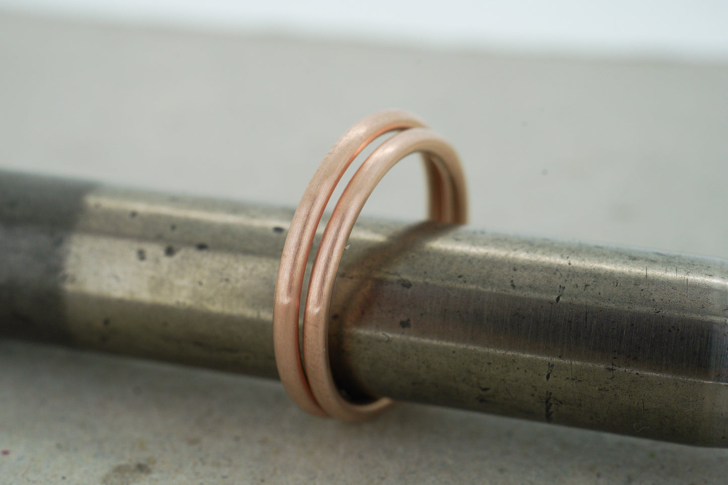 Schmale Eheringe aus Rotgold (2/2mm)