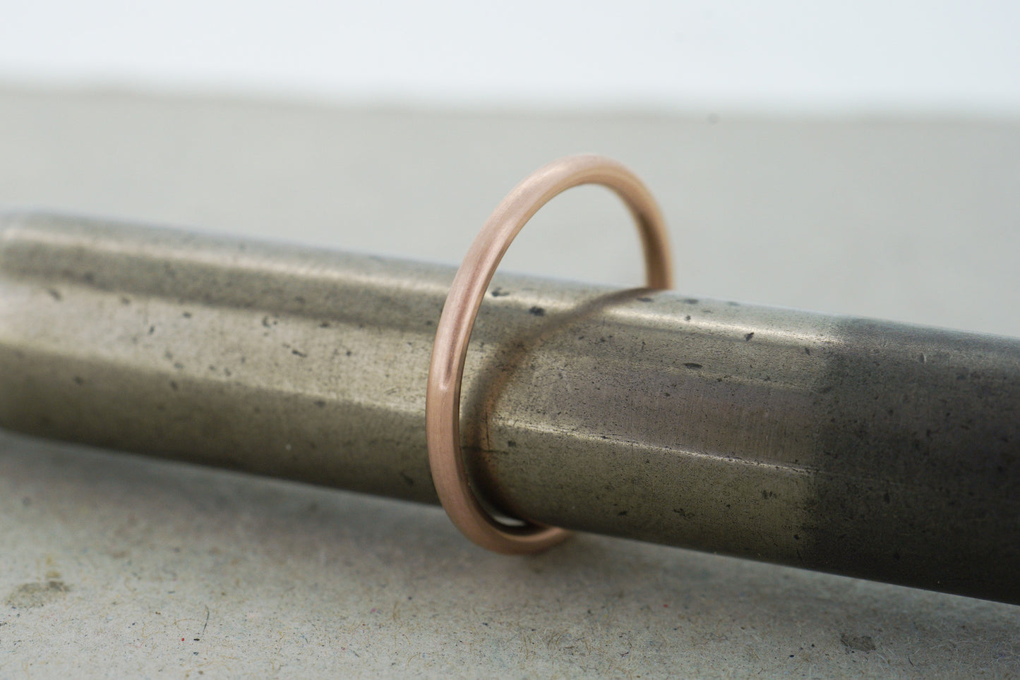 Schmale Eheringe aus Rotgold (2/2mm)