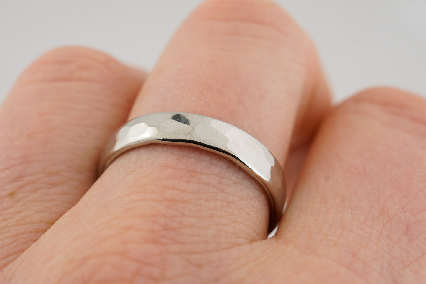 Platineheringe poliert und gehämmert (2/4,5mm)