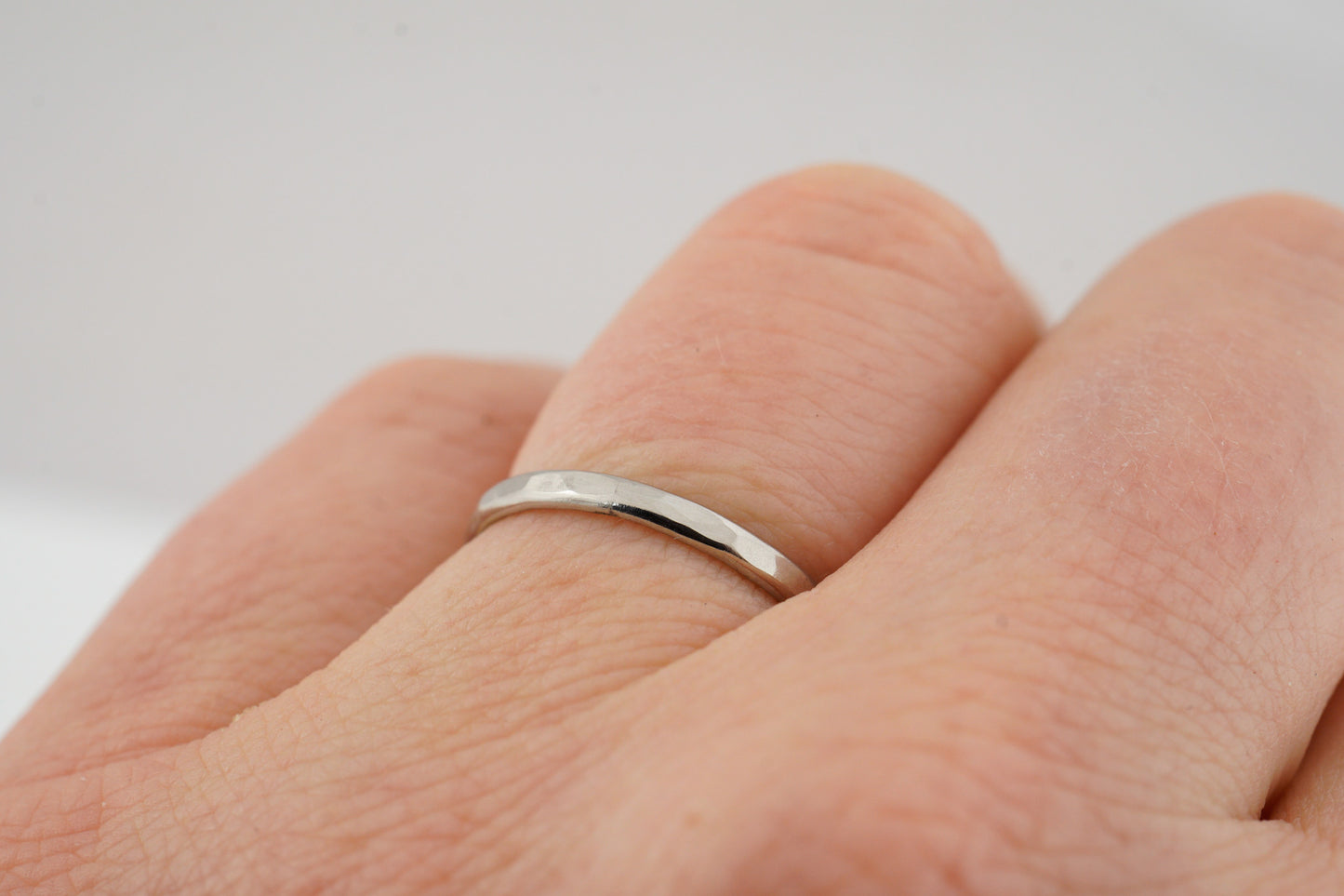 Platineheringe poliert und gehämmert (2/4,5mm)