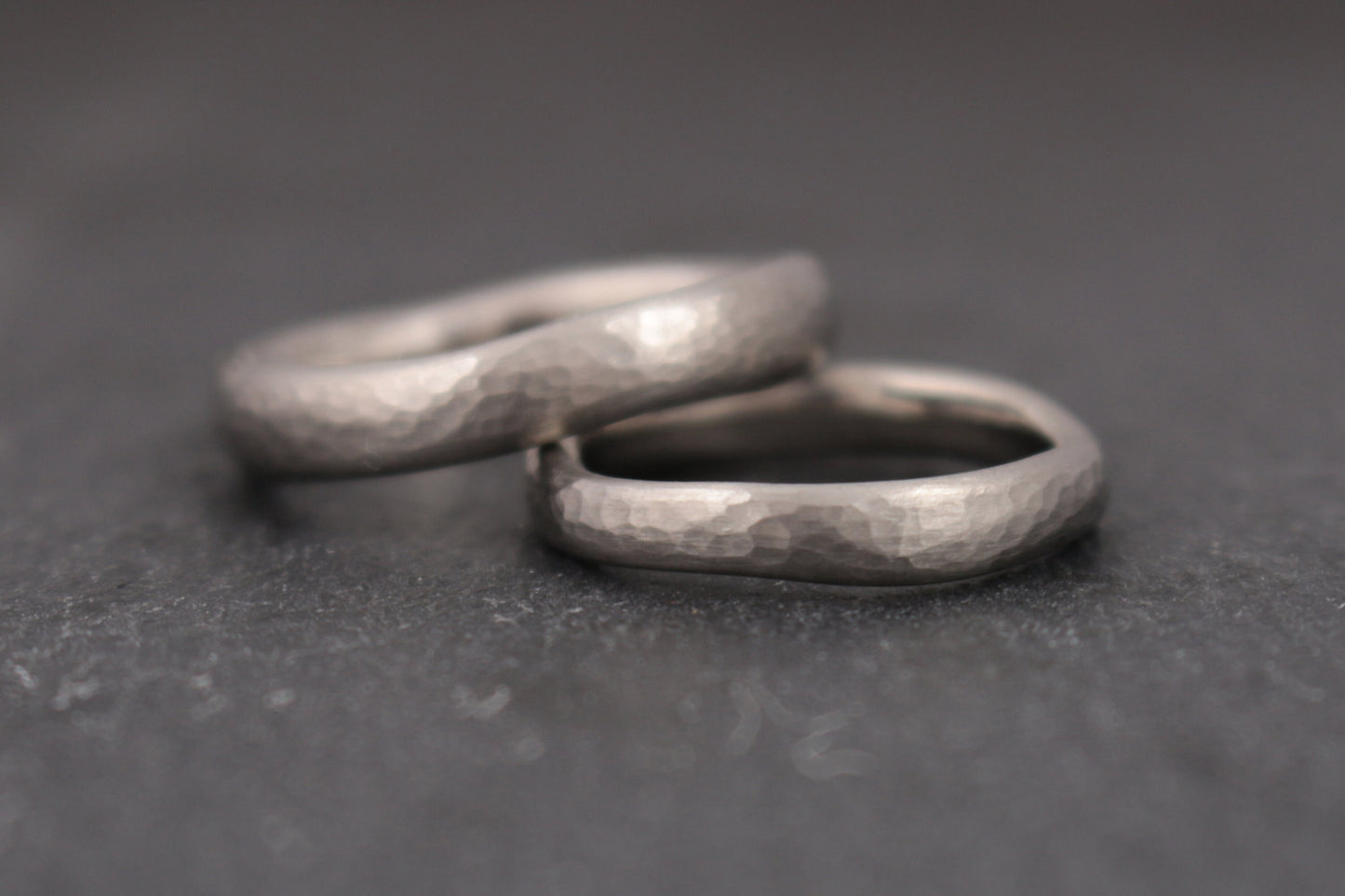 Eheringe,wellig, organisch Palladium