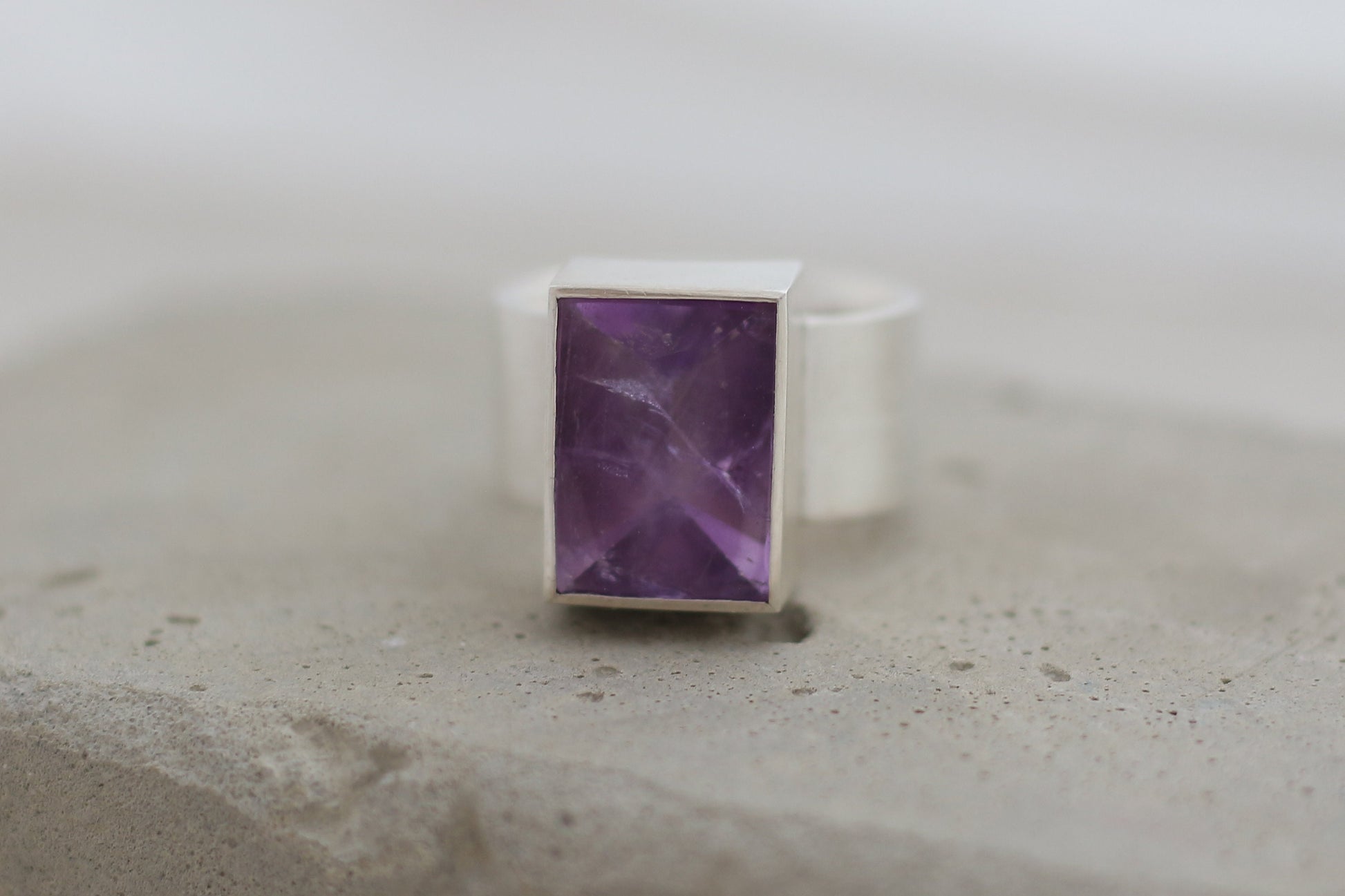 Eckiger Amethyst