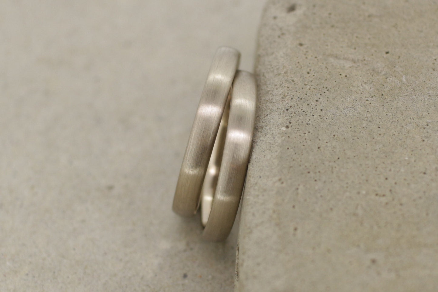 schlichte Ehering Weißgold Palladium Platin 3mm schmal oval gerundet