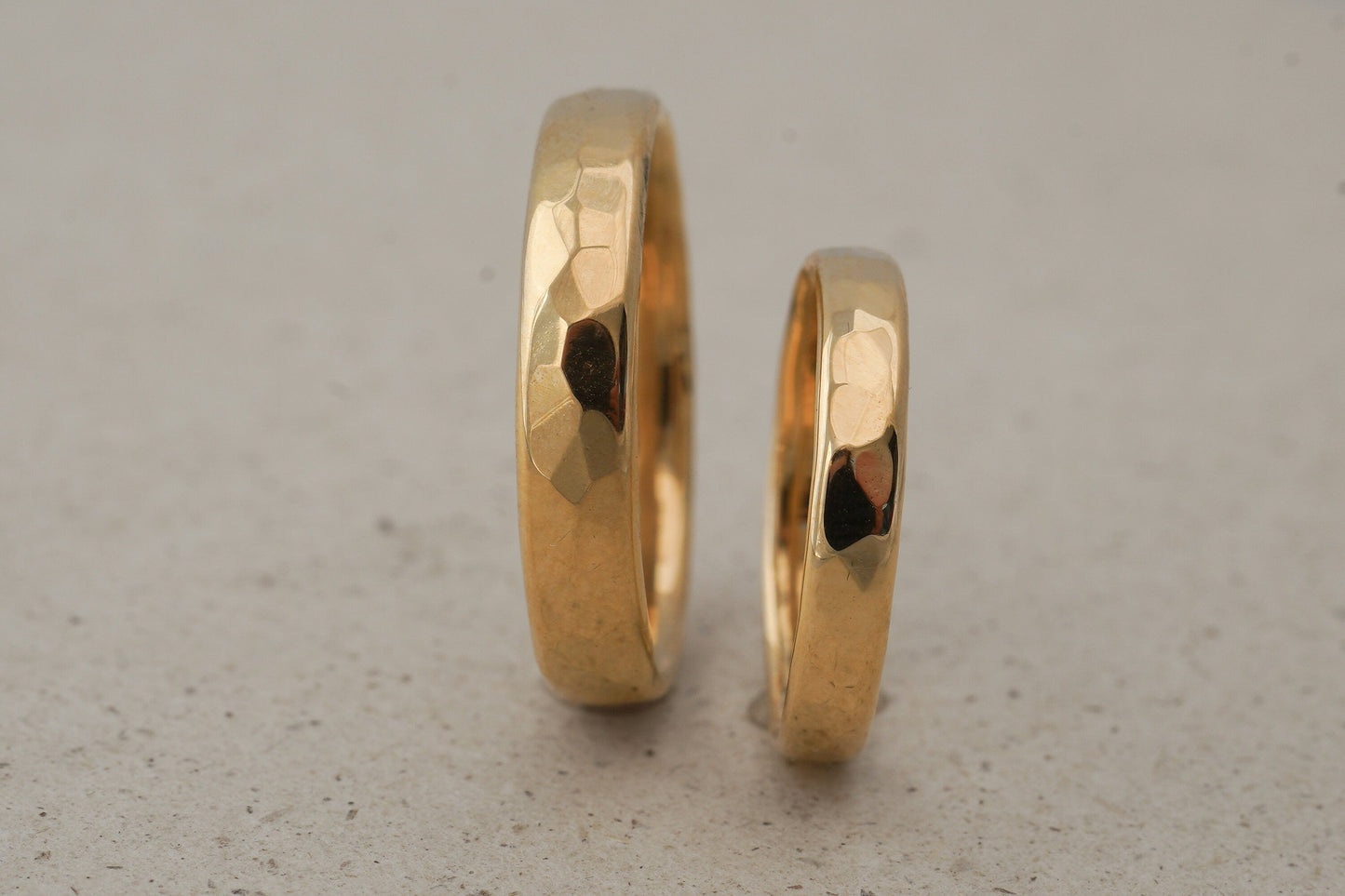 Gelbgold Eheringe, oval, nachhaltig (3,5/4,5mm)