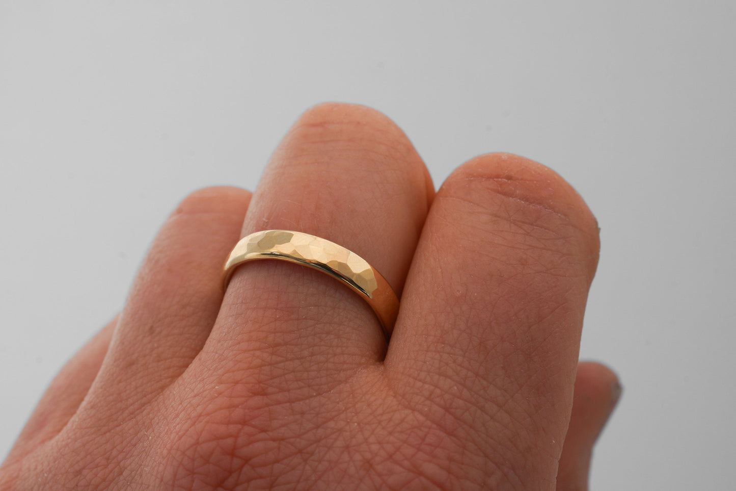 Gelbgold Eheringe, oval, nachhaltig (3,5/4,5mm)