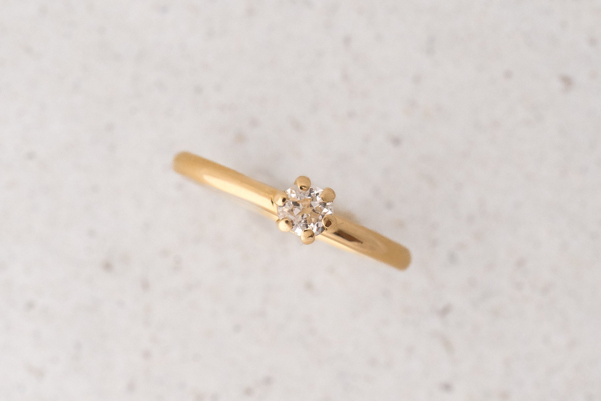 Verlobungsring mit Krappenfassung aus 585 Gelbgold