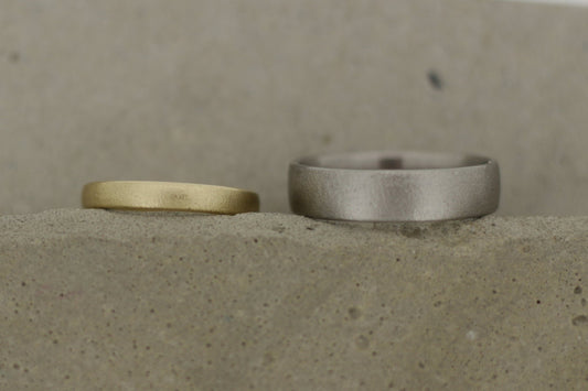 Gelbgold (585) und Platin (600) Eheringe | zweifarbig - Goldschmiede Miret