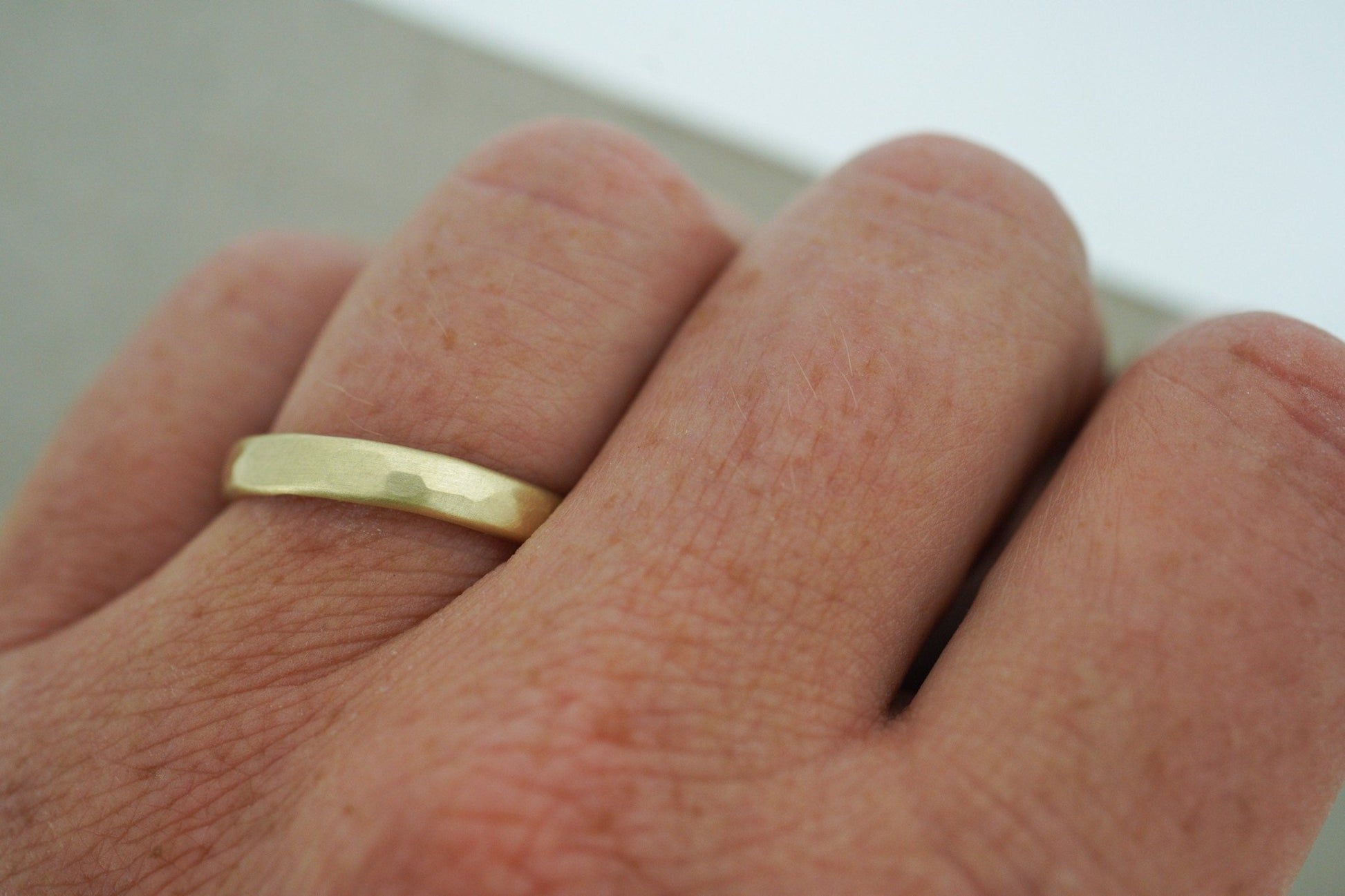 Gelbgold Eheringe (333) | gehämmert - Goldschmiede Miret
