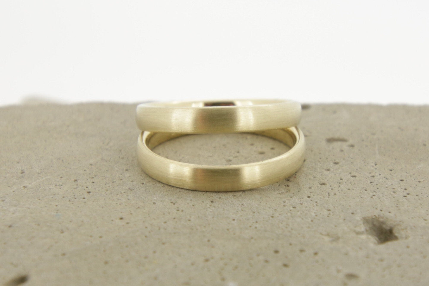 Gelbgold Eheringe (333/585/750) | klassisch, oval - Goldschmiede Miret