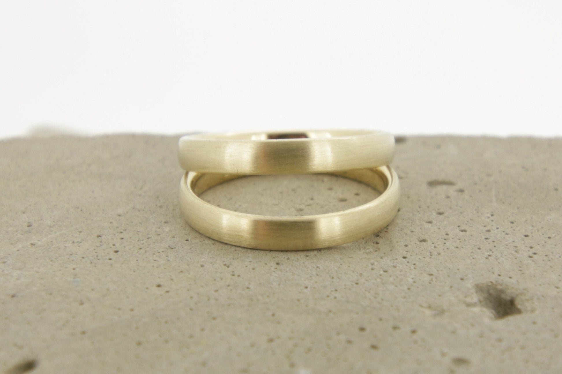 Gelbgold Eheringe (333/585/750) | klassisch, oval - Goldschmiede Miret