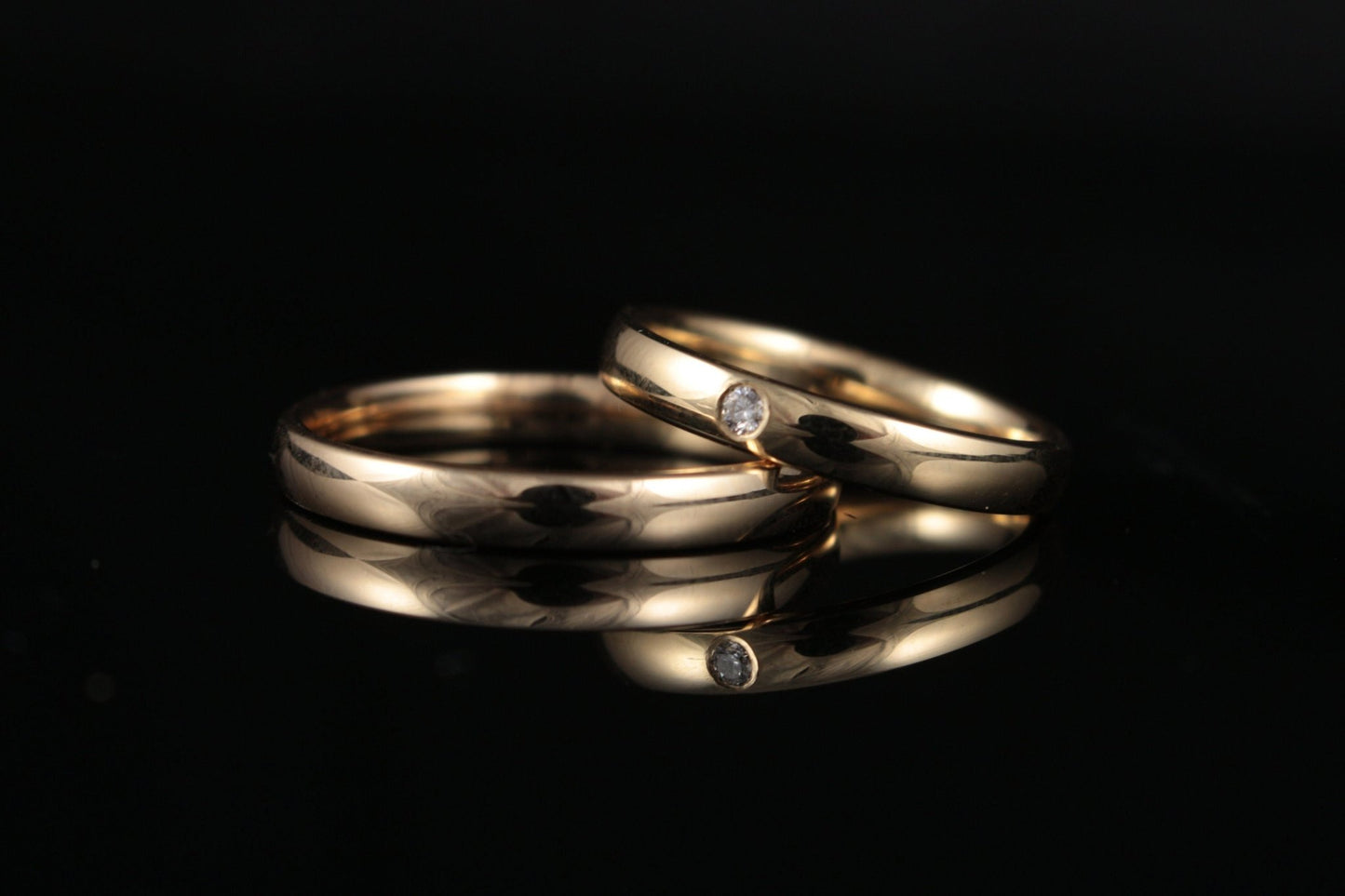 Gelbgold Eheringe (333/585/750) | mit Brillant | oval, klassische Trauringe | 3mm | Diamant glänzend, poliert - Goldschmiede Miret