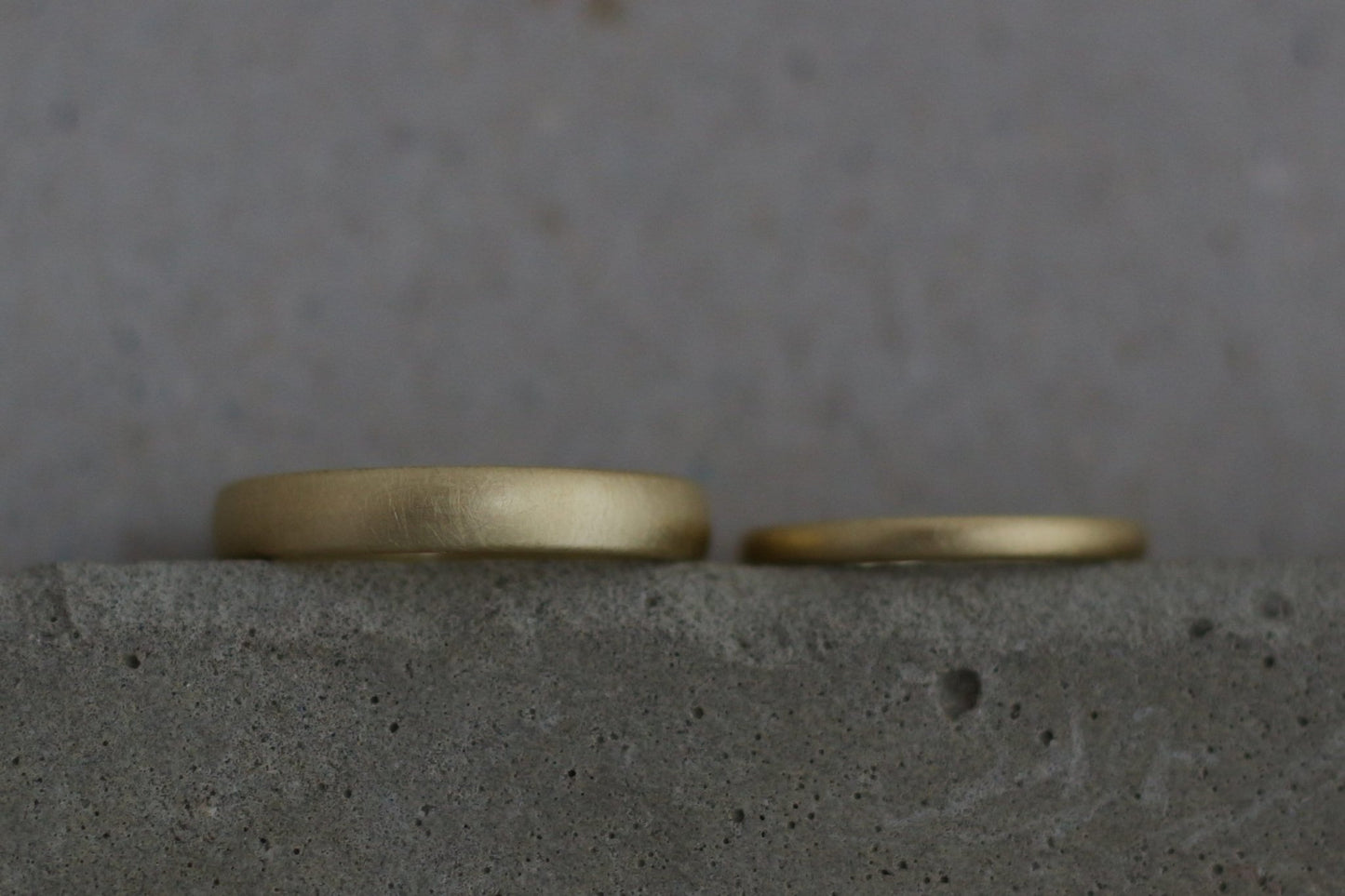 Gelbgold Eheringe (333/585/750) | schmal, breit, schlicht,gewölbt - Goldschmiede Miret