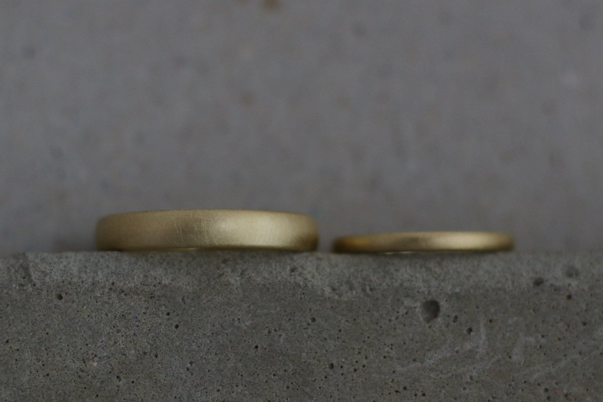 Gelbgold Eheringe (333/585/750) | schmal, breit, schlicht,gewölbt - Goldschmiede Miret