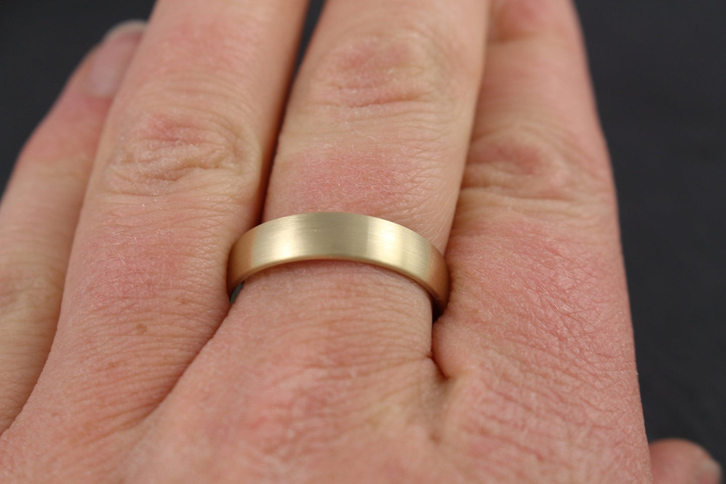 Gelbgold Eheringe (333/585/750/Fairtrade) | schmal und breit | klassisch, oval, gerundet, matt - Goldschmiede Miret