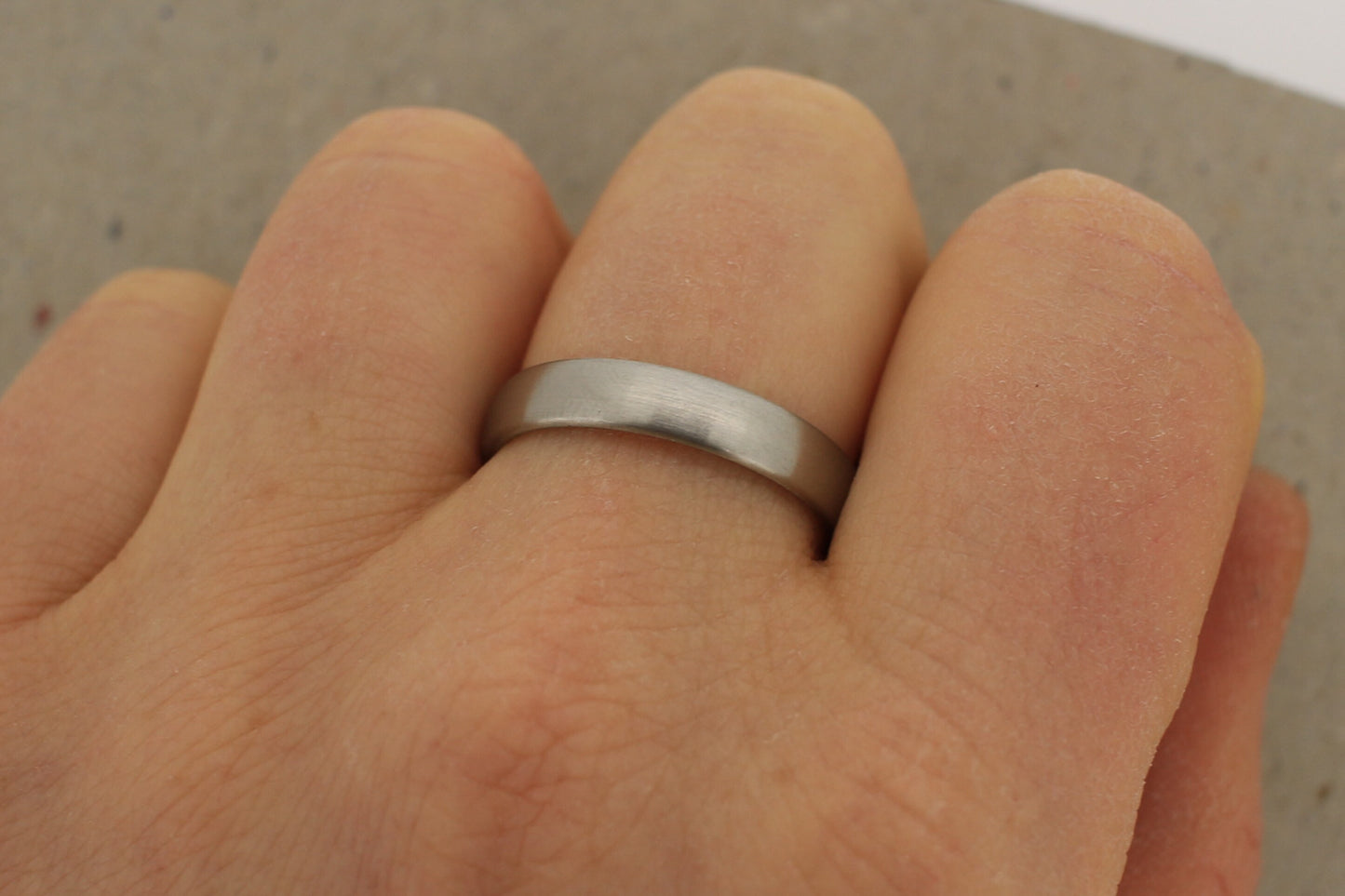 Paladium Eheringe (500) | Trauringe schlicht mit Brillant, Diamant
