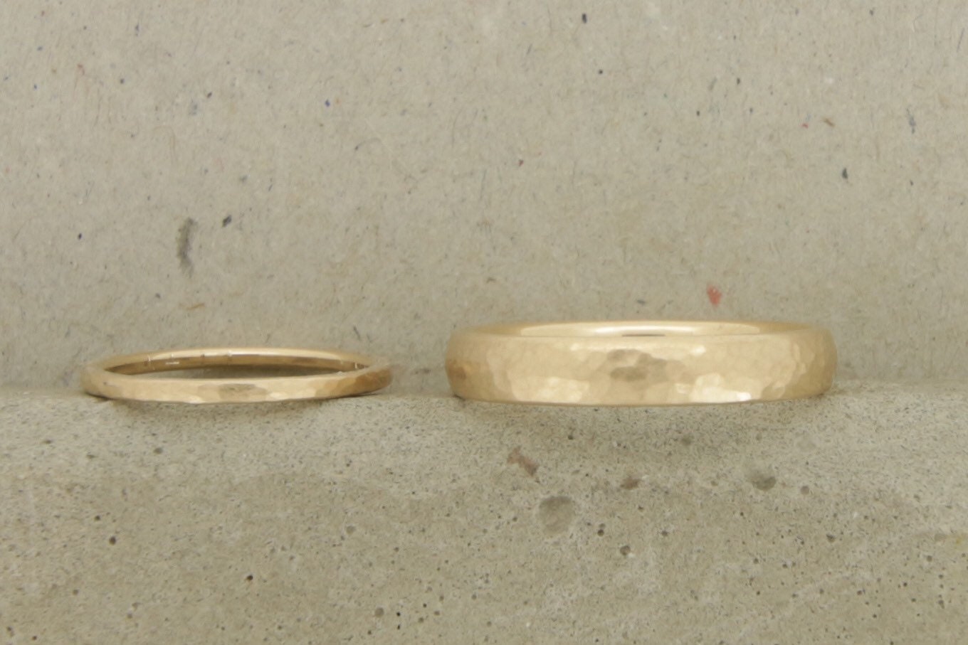 Gelbgold Eheringe (585) | gehämmert