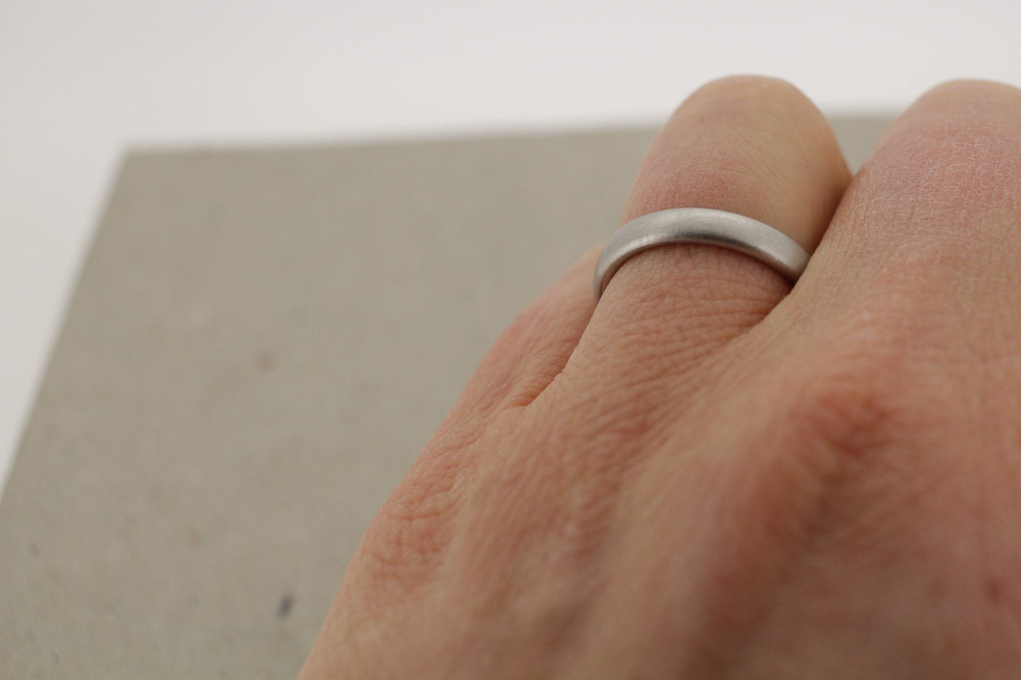Platin Eheringe (600/952) | matt - Goldschmiede Miret