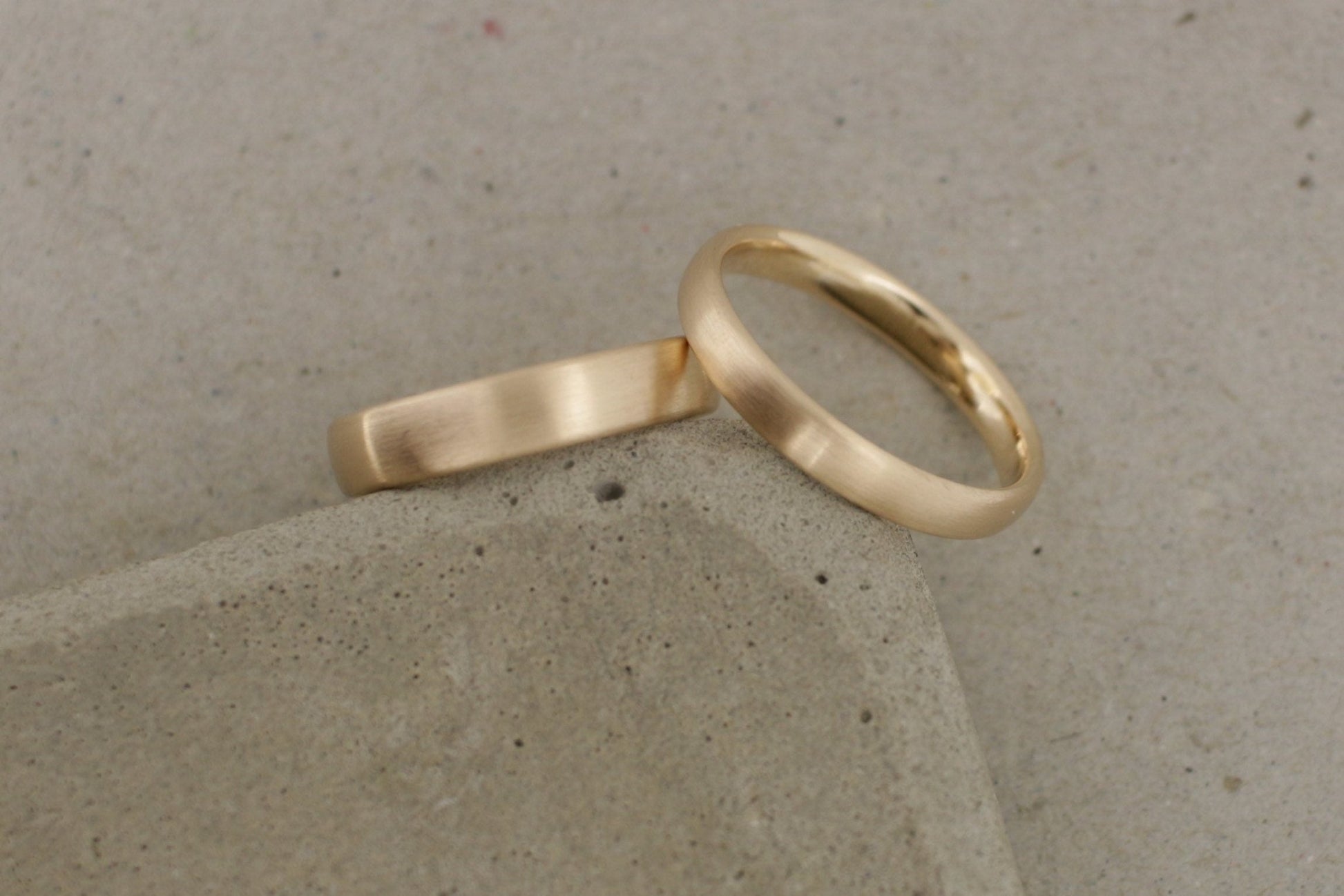 Roségold Eheringe (585) | schlichte Ringe - Goldschmiede Miret
