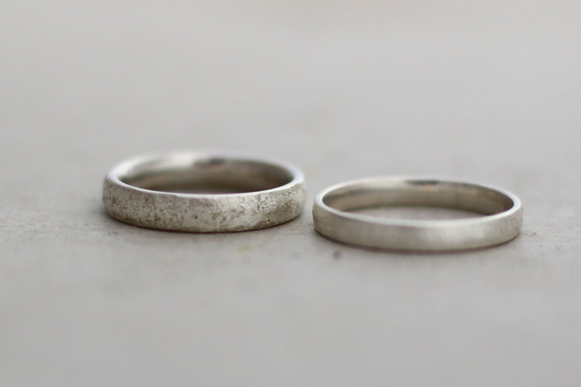Silber Eheringe (925) | strukturierter Oberfläche | 3 mm 4 mm - Goldschmiede Miret