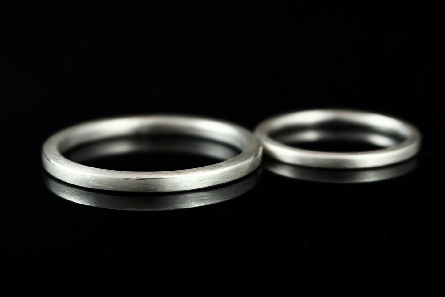 Silber Eheringe (935) | 1,5mm und 2mm | gerade, matt kantiges Profil - Goldschmiede Miret