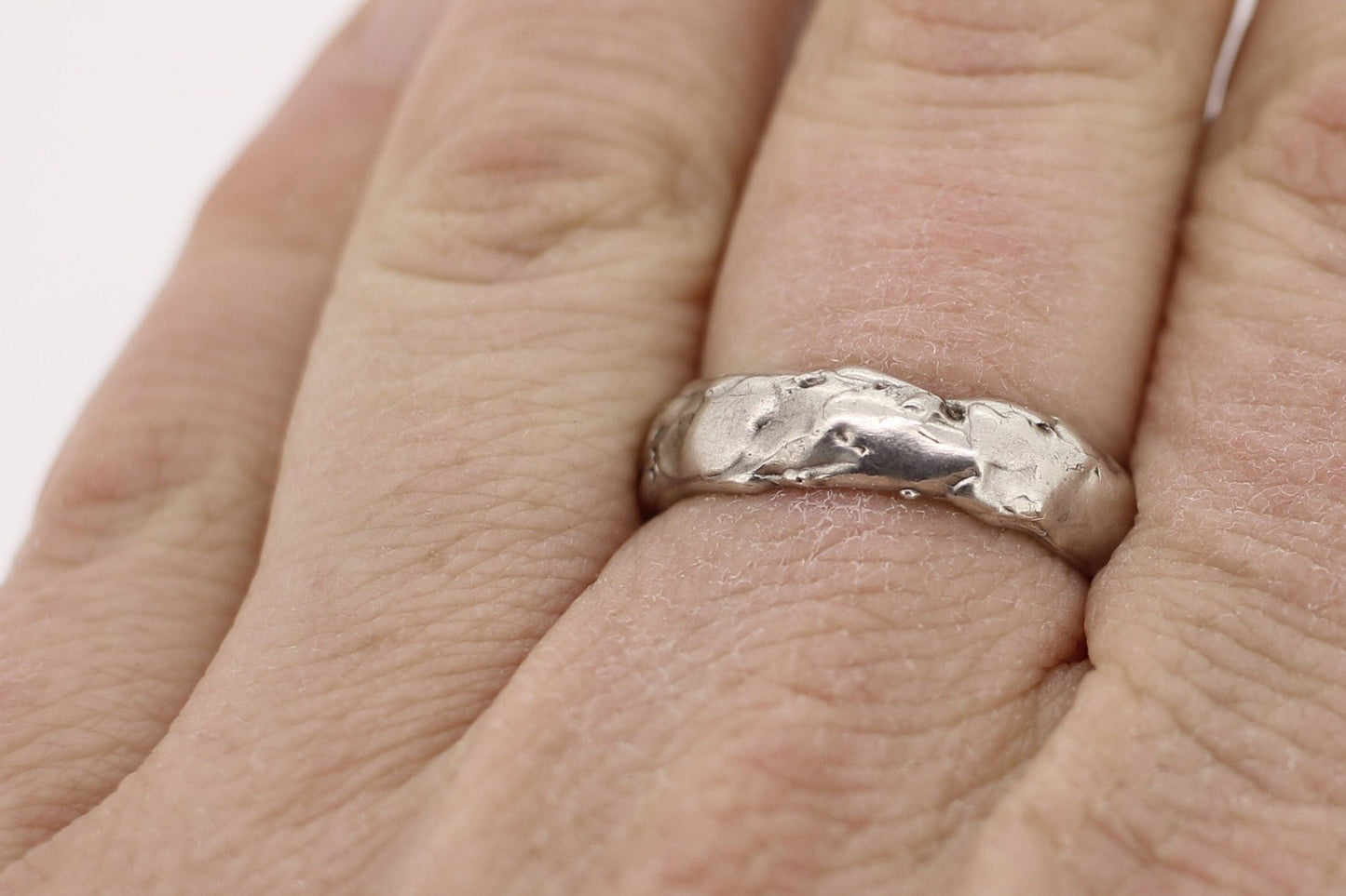 Silberring | Männerring | mit organischer Oberfläche - Goldschmiede Miret
