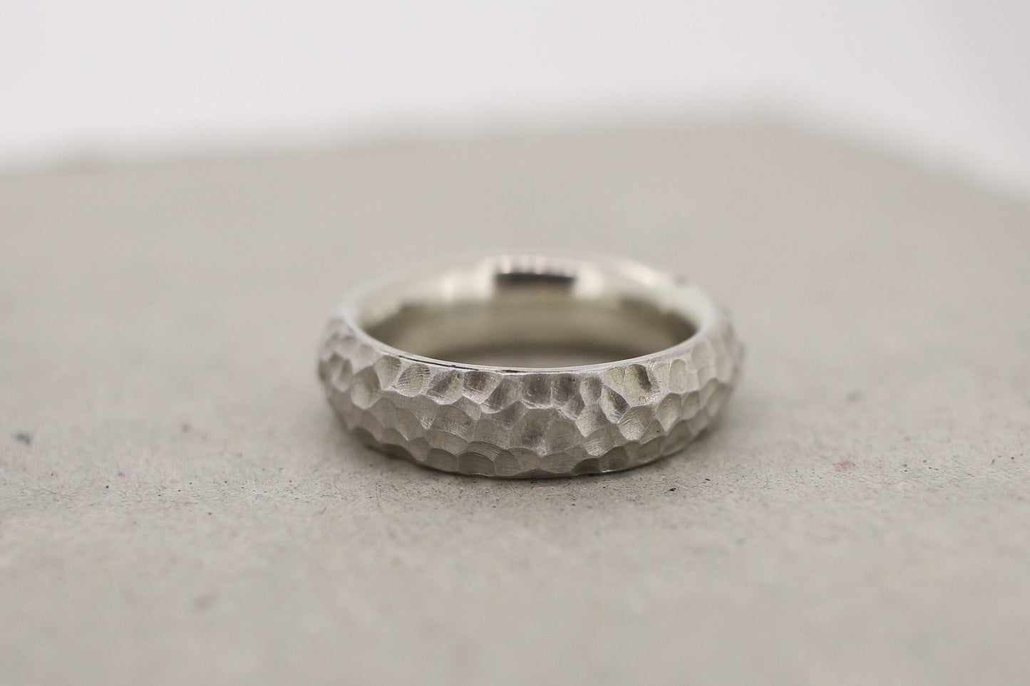 Silberring | Männerring | Oberflächenstruktur - Goldschmiede Miret