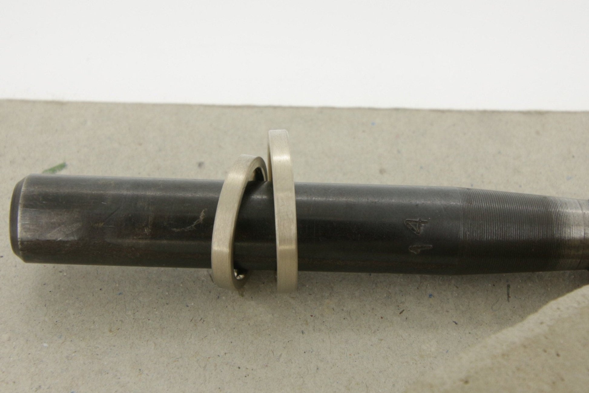 Weißgold Eheringe (333/585/750) | geradlinige Trauringe | schlicht, matt, kantig - Goldschmiede Miret